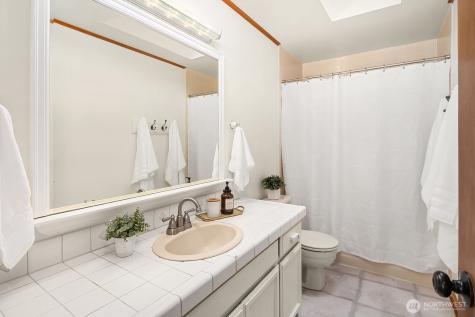 20141 NE 42nd Street Sammamish WA 98074