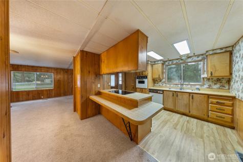 802 Hazzle Court Coupeville WA 98239