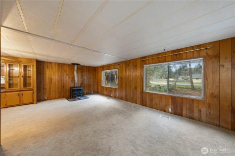 802 Hazzle Court Coupeville WA 98239