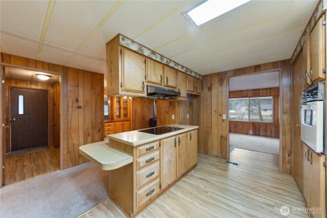 802 Hazzle Court Coupeville WA 98239