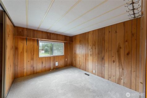 802 Hazzle Court Coupeville WA 98239