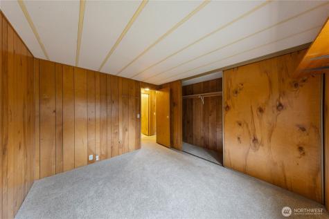 802 Hazzle Court Coupeville WA 98239