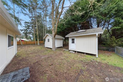 802 Hazzle Court Coupeville WA 98239