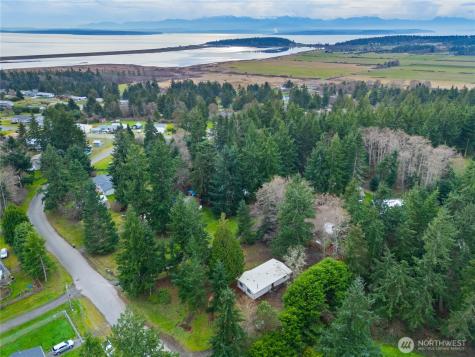 802 Hazzle Court Coupeville WA 98239