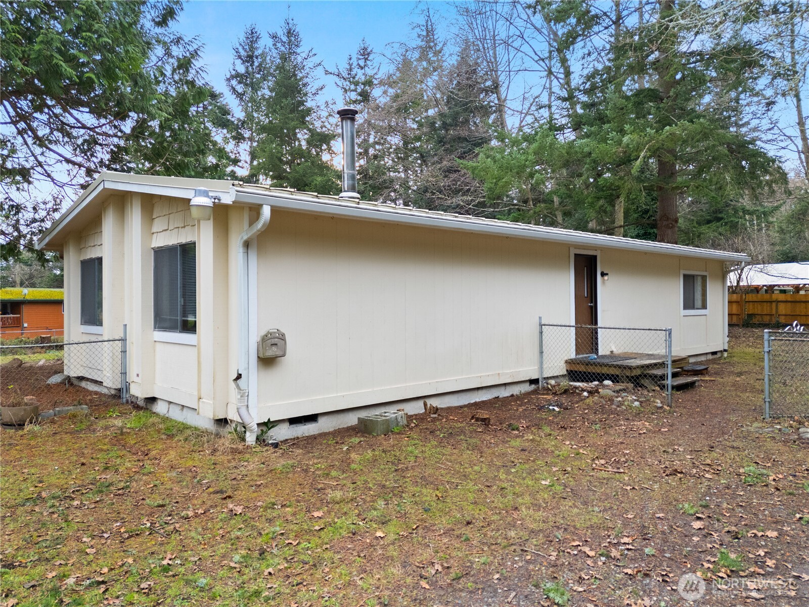 802 Hazzle Court Coupeville WA 98239