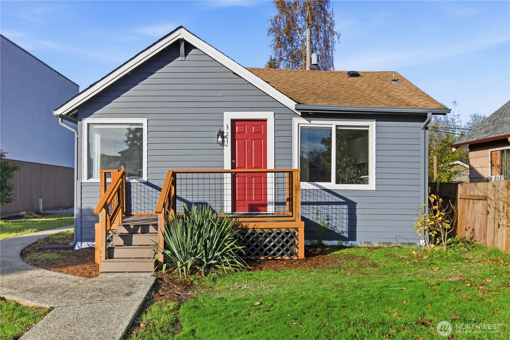 321 3rd Street NE Auburn WA 98002