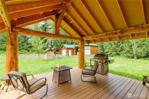 134 Bishop Road Port Angeles WA 98363