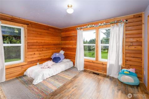 134 Bishop Road Port Angeles WA 98363
