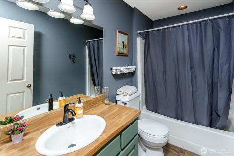 134 Bishop Road Port Angeles WA 98363