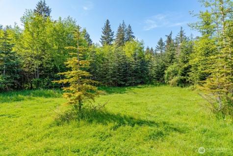 134 Bishop Road Port Angeles WA 98363