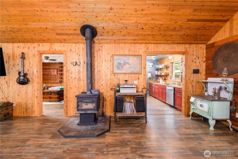 134 Bishop Road Port Angeles WA 98363