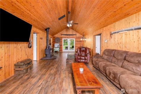 134 Bishop Road Port Angeles WA 98363