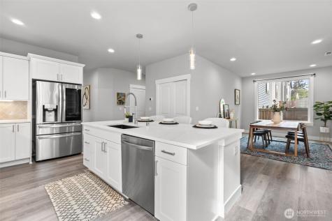 16539 8th Avenue NE Shoreline WA 98155