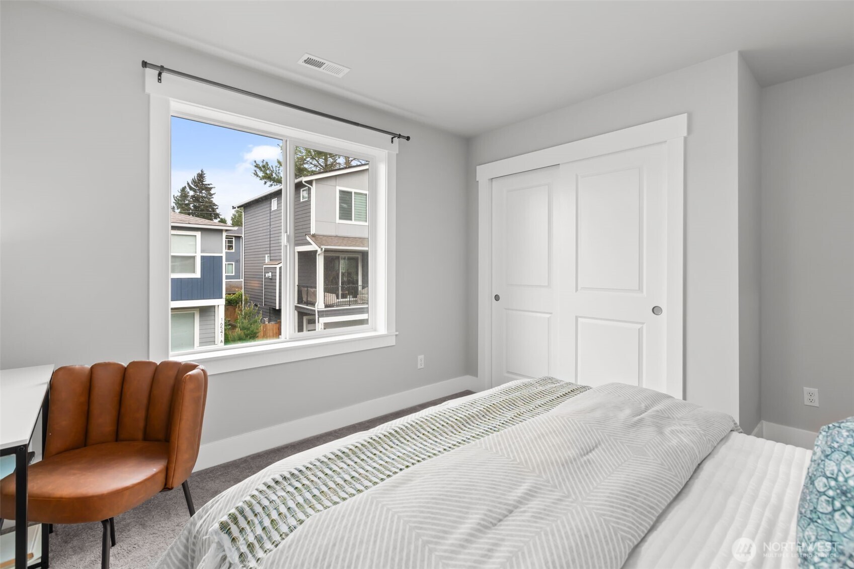 16539 8th Avenue NE Shoreline WA 98155