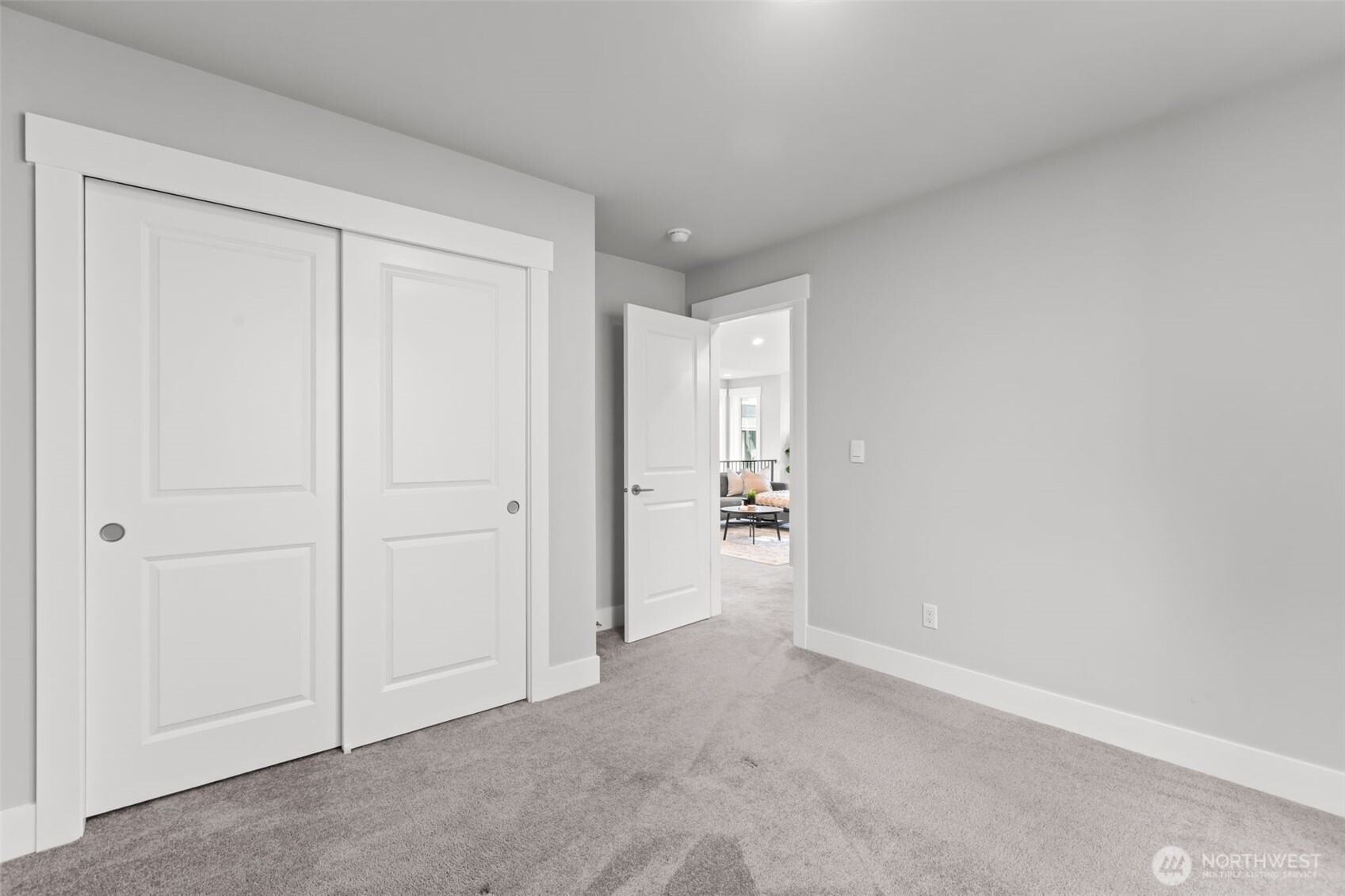 16539 8th Avenue NE Shoreline WA 98155