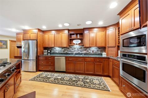 5718 123rd Avenue NE Lake Stevens WA 98258