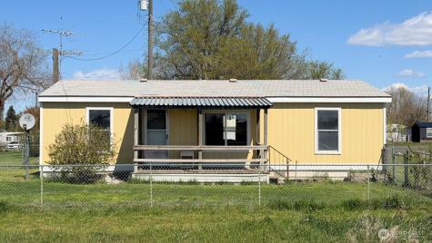 1210 2nd Street Davenport WA 99122
