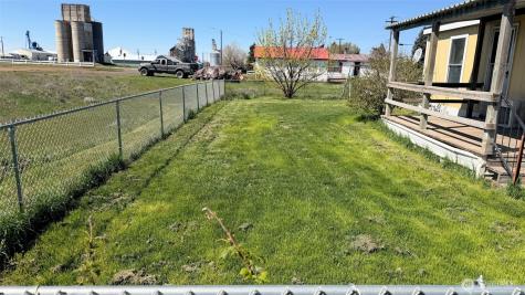 1210 2nd Street Davenport WA 99122