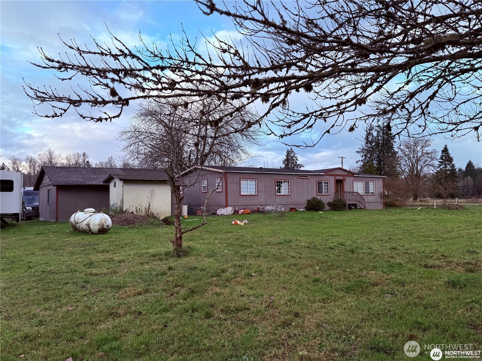 237 Collins Road Toledo WA 98591