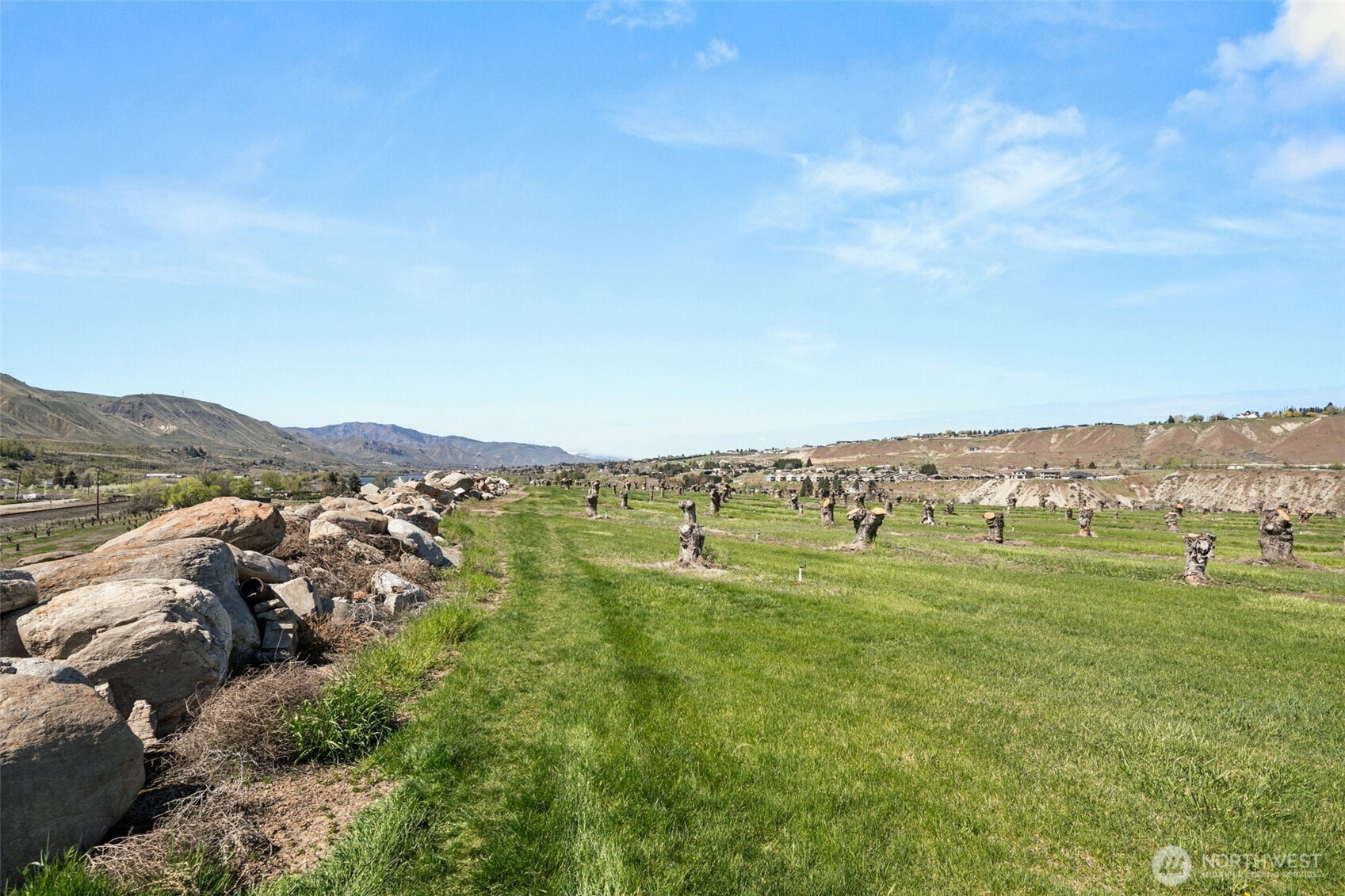 2988 Malaga Alcoa Highway Malaga WA 98828
