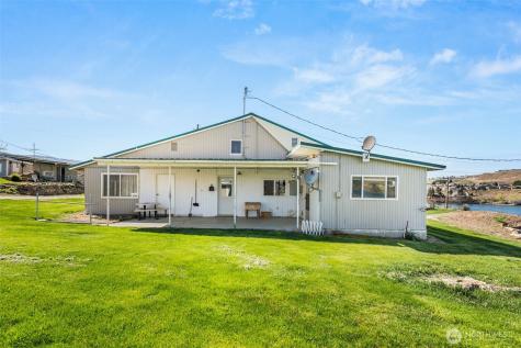 2988 Malaga Alcoa Highway Malaga WA 98828