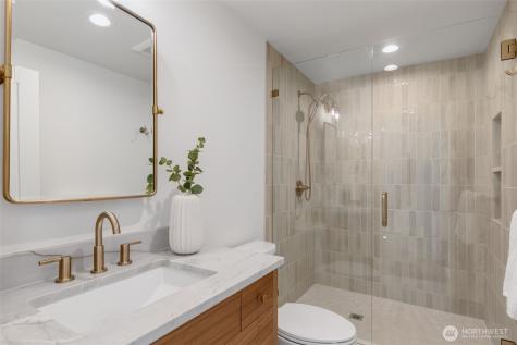 428 164th Avenue SE Bellevue WA 98008