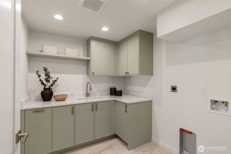 428 164th Avenue SE Bellevue WA 98008