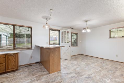 12370 SE 158th Street Renton WA 98058
