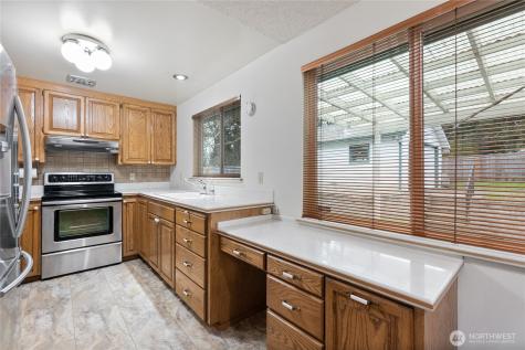 12370 SE 158th Street Renton WA 98058