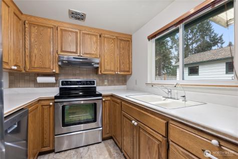 12370 SE 158th Street Renton WA 98058