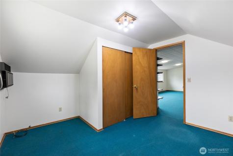 12370 SE 158th Street Renton WA 98058