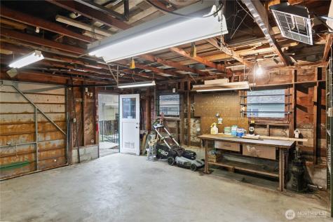 12370 SE 158th Street Renton WA 98058
