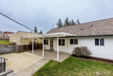 12370 SE 158th Street Renton WA 98058