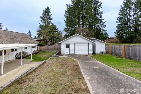 12370 SE 158th Street Renton WA 98058