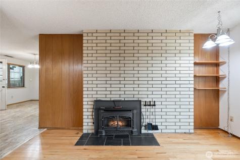 12370 SE 158th Street Renton WA 98058