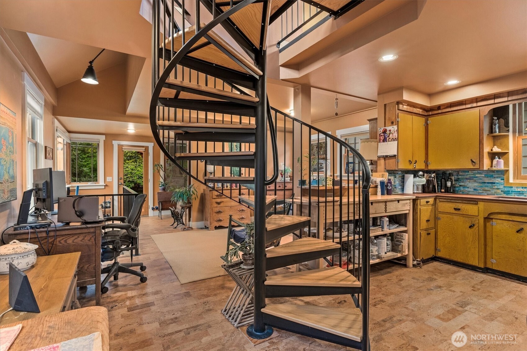 6553 21st Avenue NW Seattle WA 98117