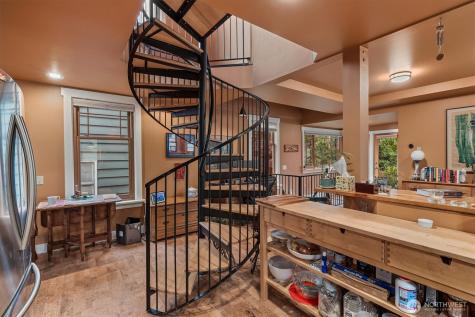 6553 21st Avenue NW Seattle WA 98117