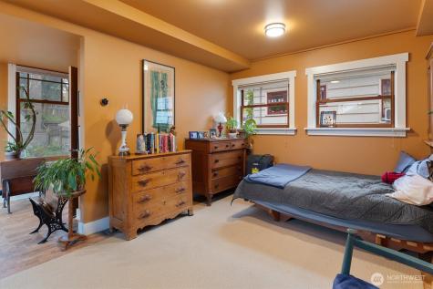 6553 21st Avenue NW Seattle WA 98117