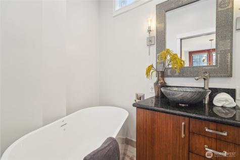 1420 N 50th Street Seattle WA 98103