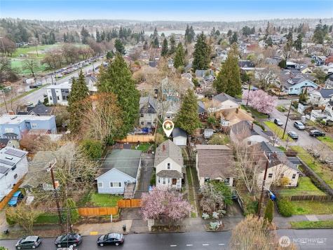 1420 N 50th Street Seattle WA 98103