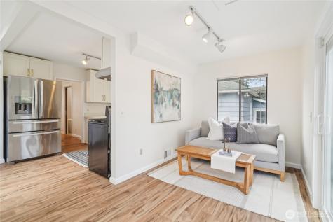 1420 N 50th Street Seattle WA 98103