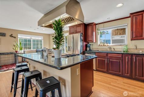 419 Comet Street Milton WA 98354