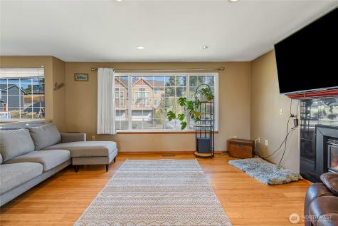 419 Comet Street Milton WA 98354