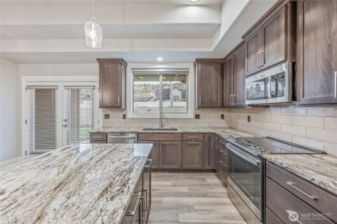 1018 Racine Springs Drive Wenatchee WA 98801