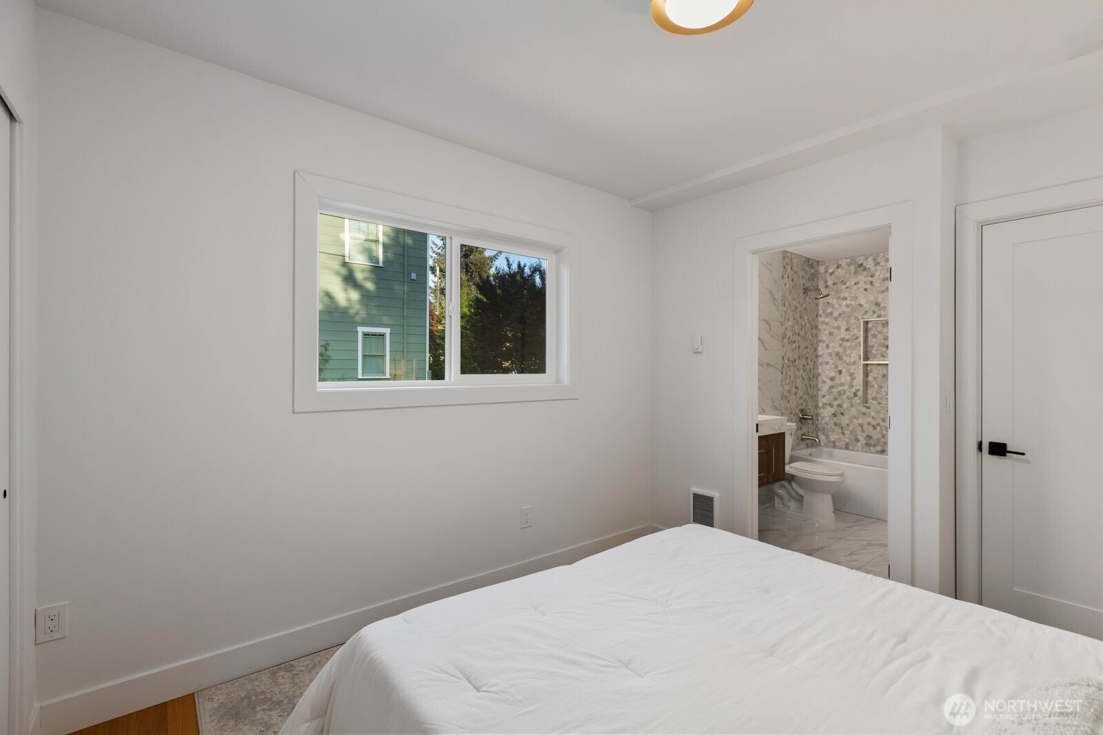 512 NW 44th Street Seattle WA 98107