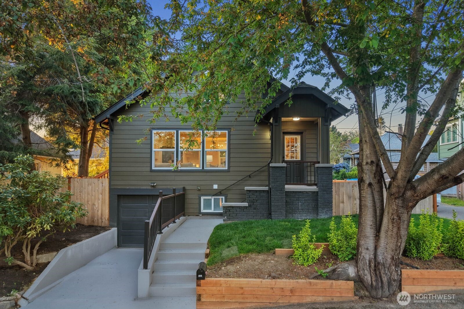 512 NW 44th Street Seattle WA 98107