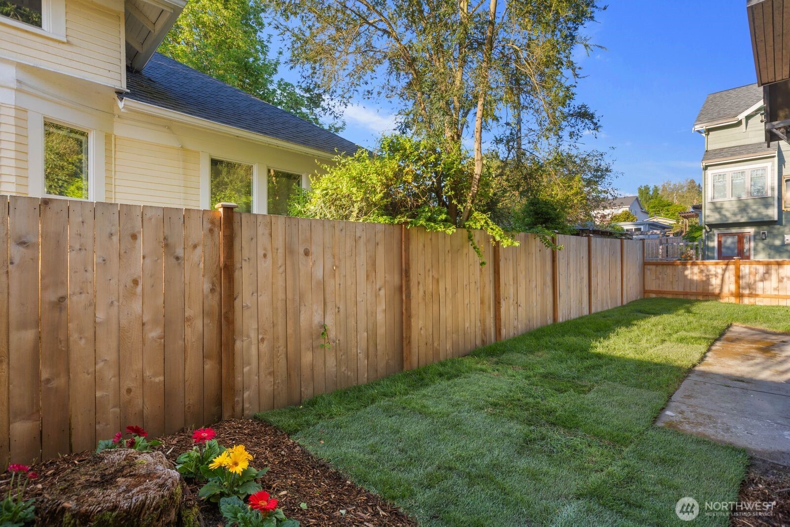 512 NW 44th Street Seattle WA 98107