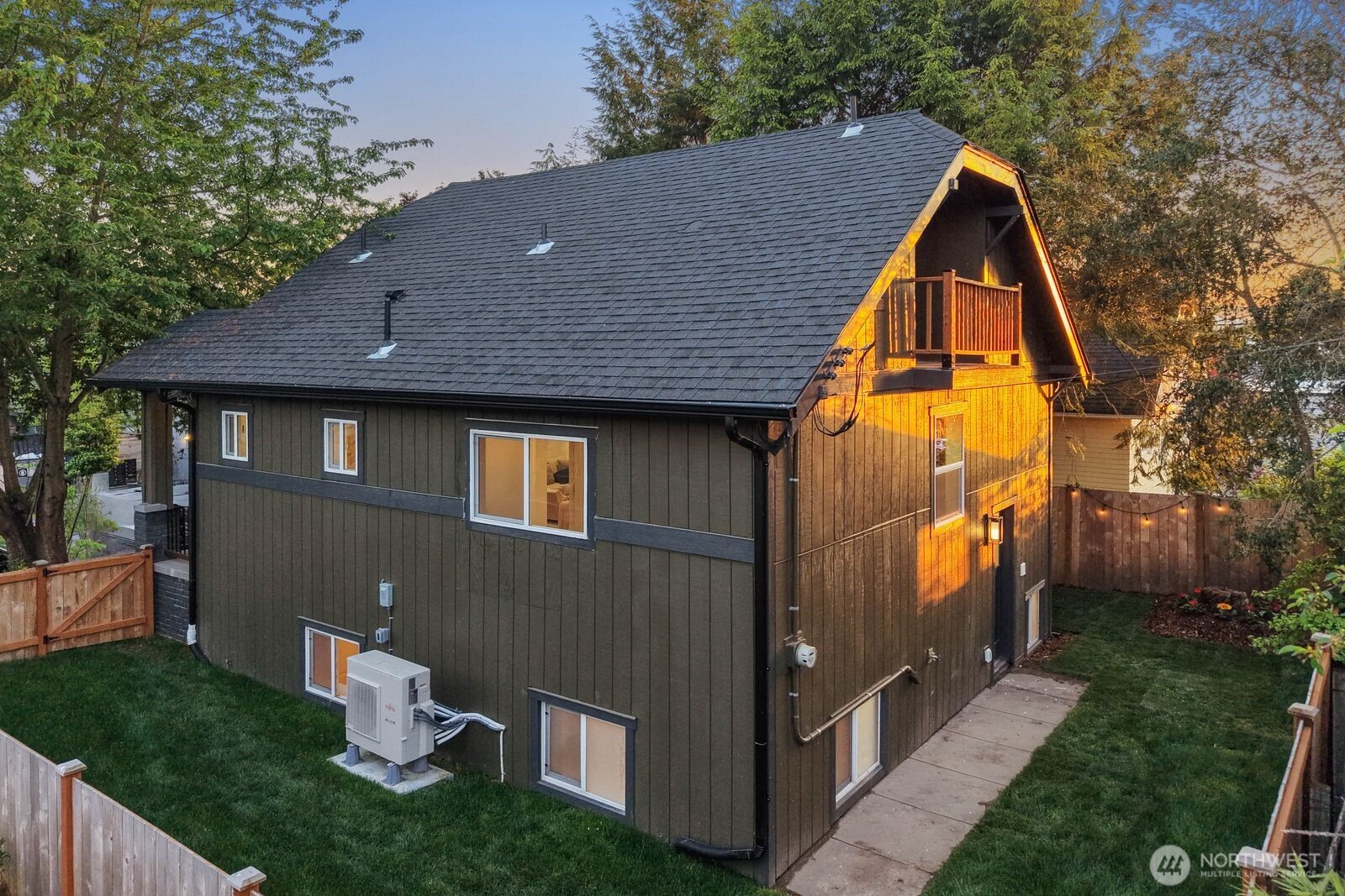 512 NW 44th Street Seattle WA 98107