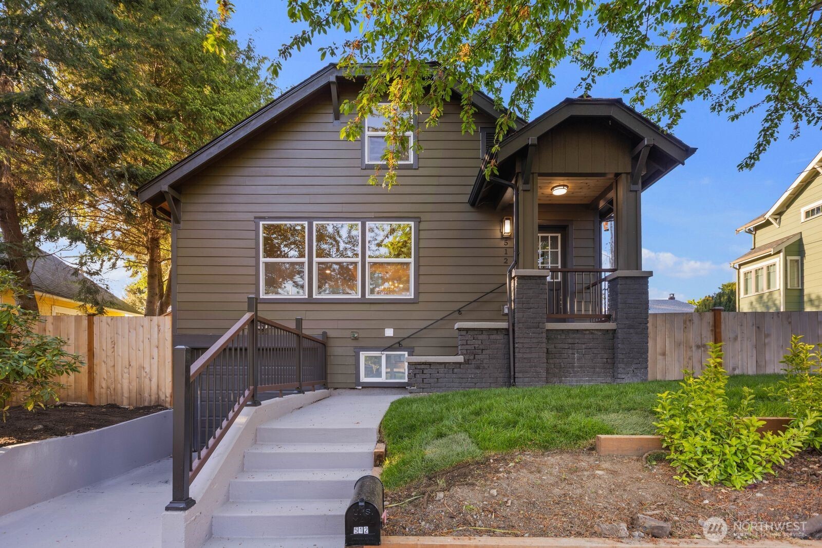512 NW 44th Street Seattle WA 98107