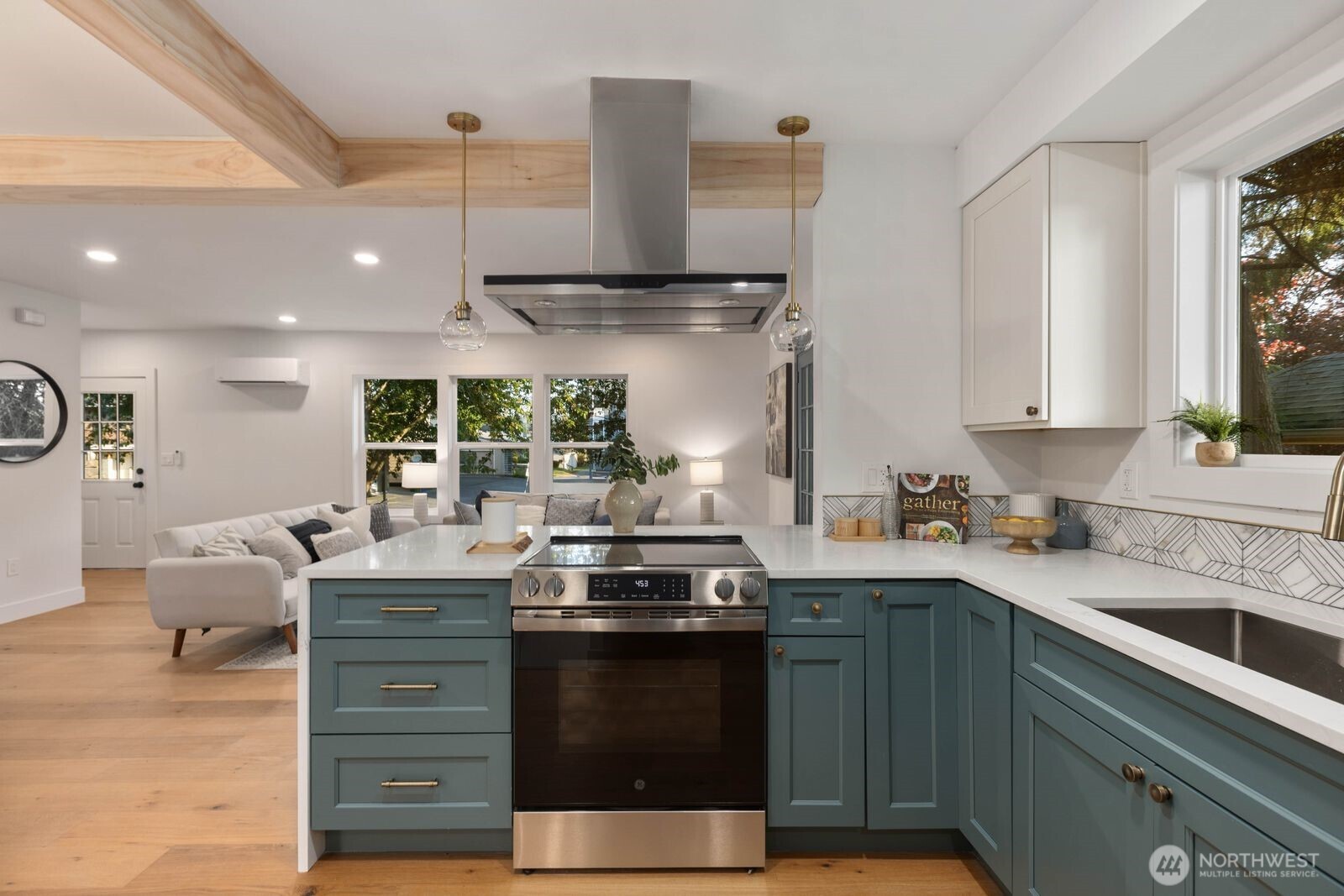 512 NW 44th Street Seattle WA 98107